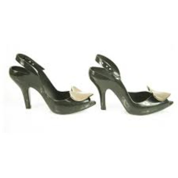 Heart peep-toe slingbacks by Vivienne Westwood - Picture 4 of 4